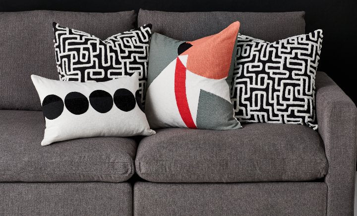 Pillows & Throws