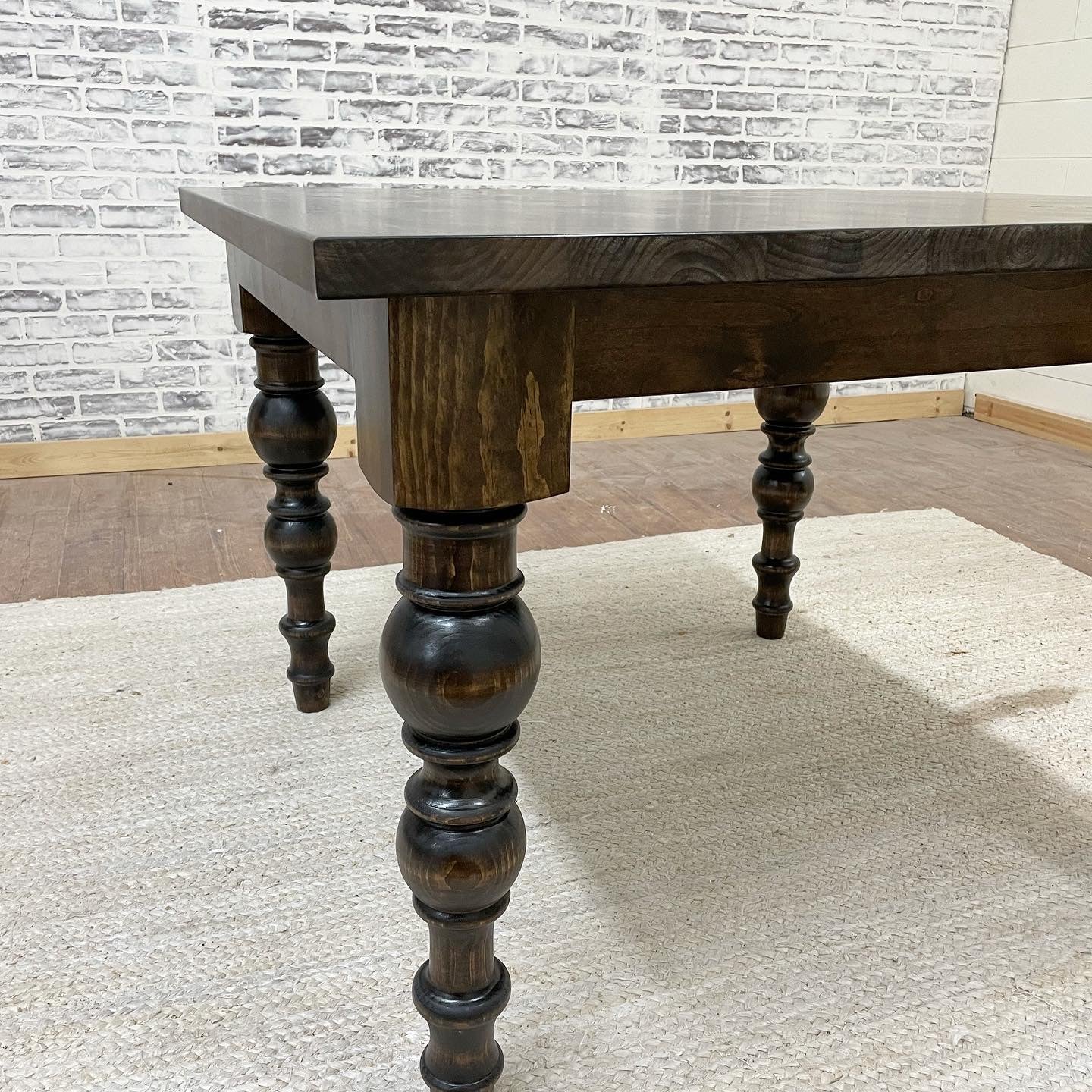 Julia Dining Table