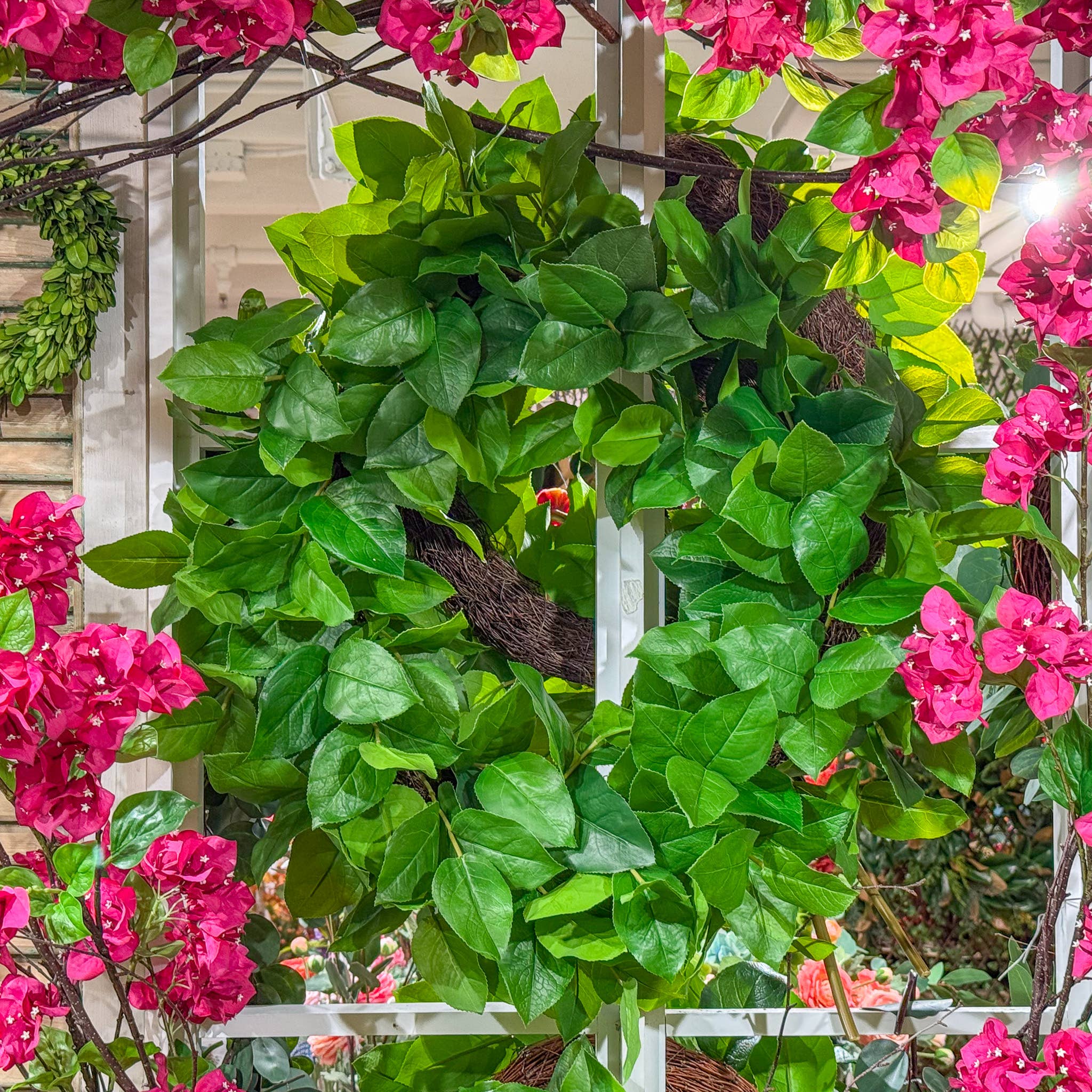 Salal Leaf Wreath - 28 Inch