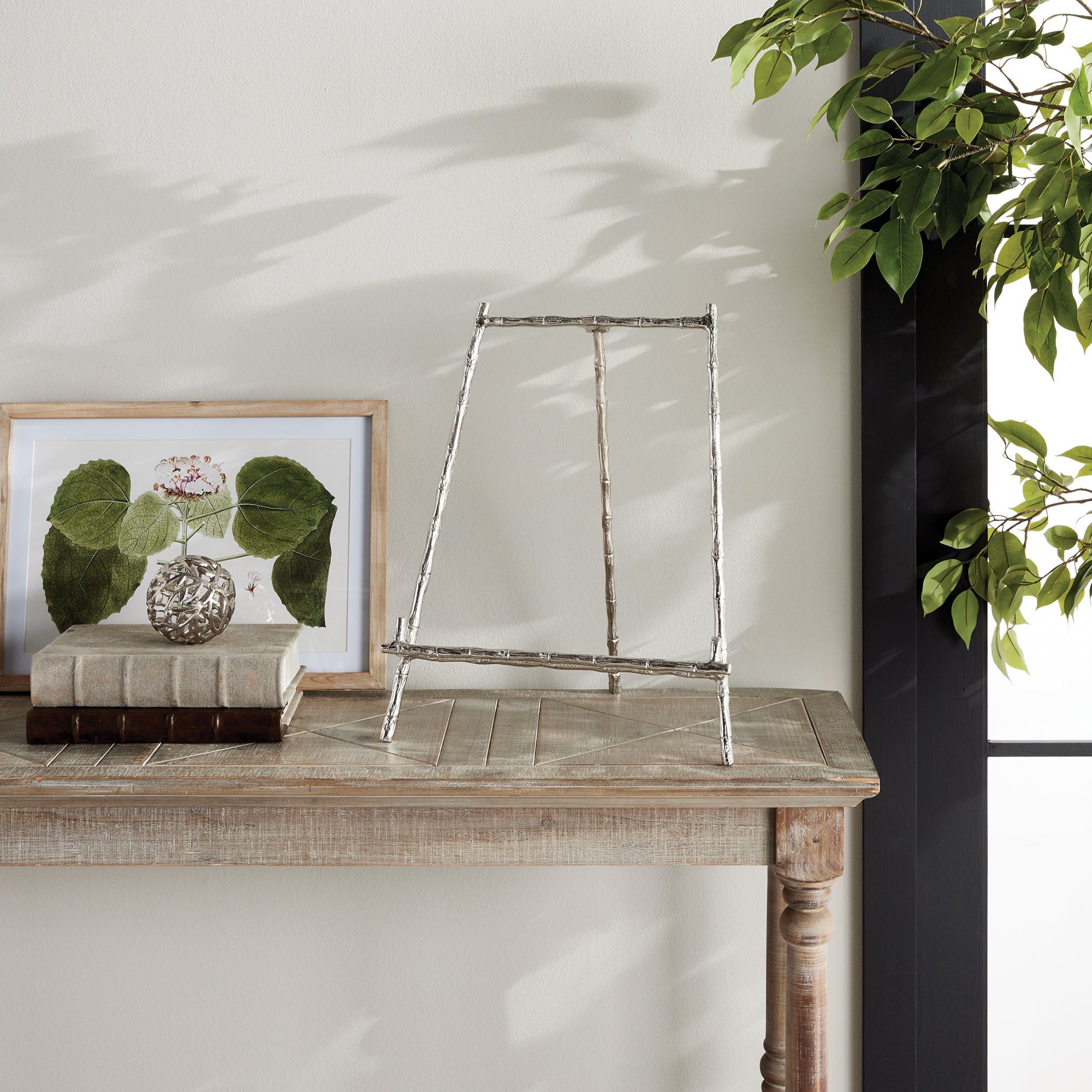 Baldwin Easel Large