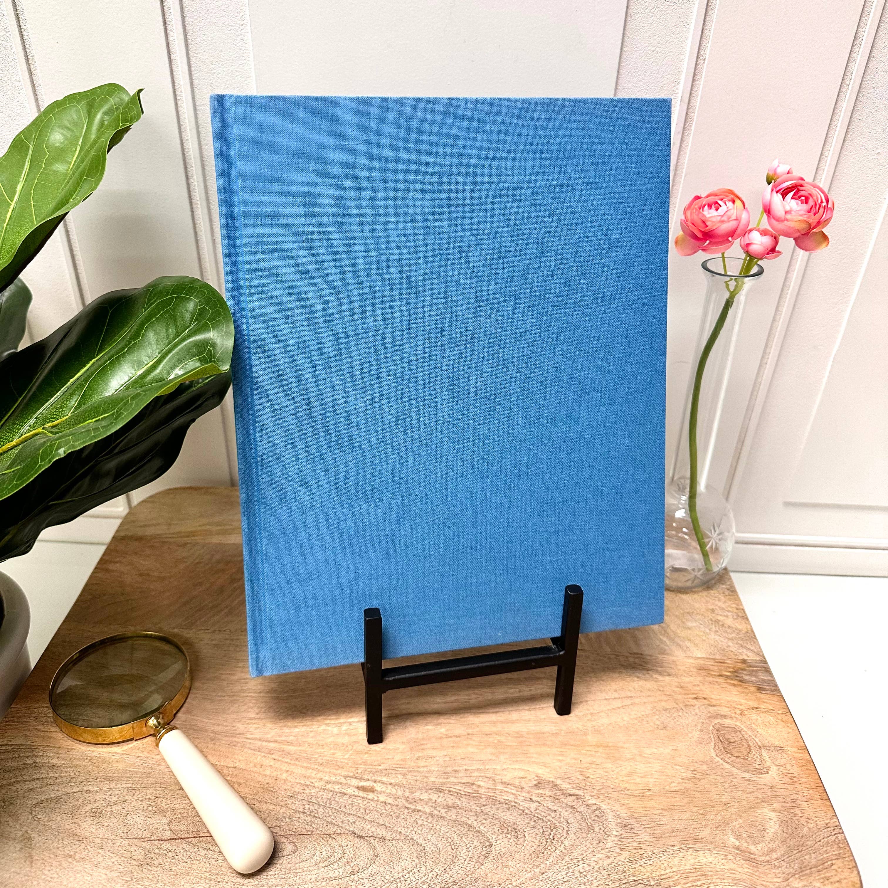 Modern Black Iron Easel/Bookstand