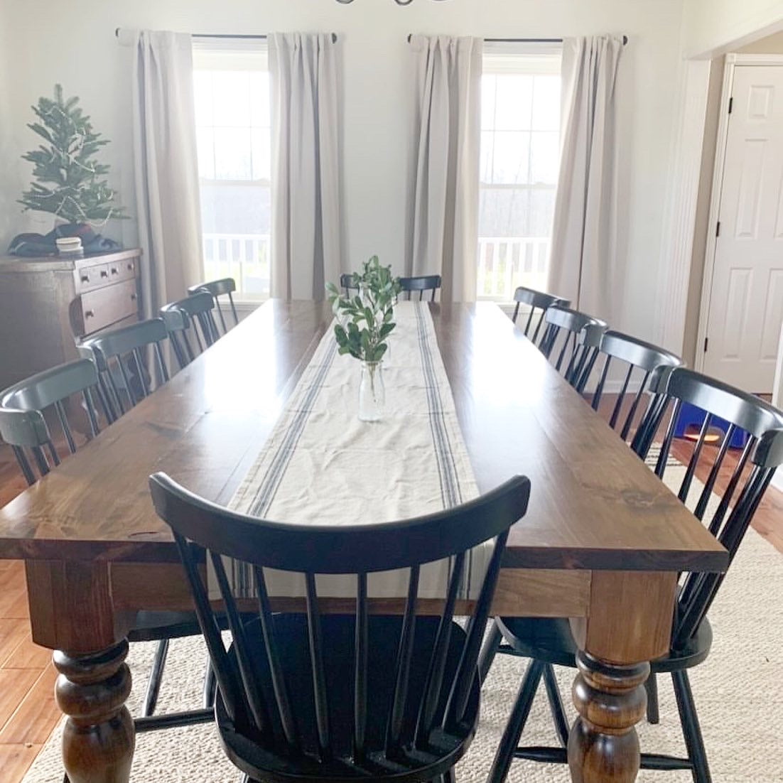 Husky Dining Table