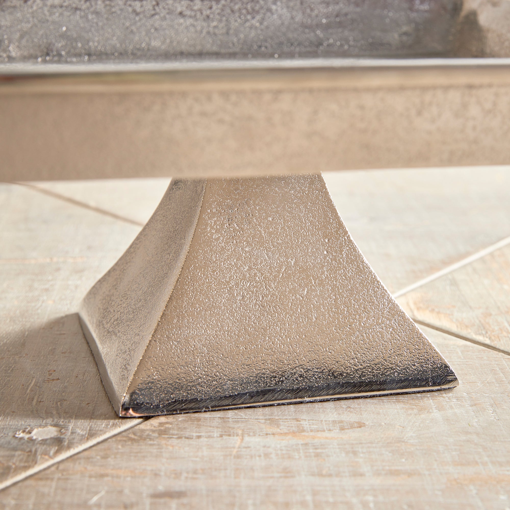 GATLIN DECORATIVE PEDESTAL LARGE