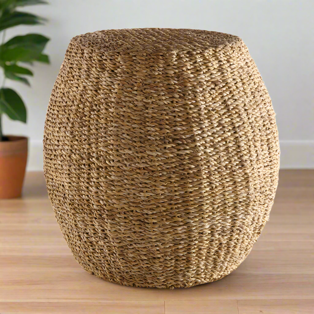 SEAGRASS HOURGLASS POUF
