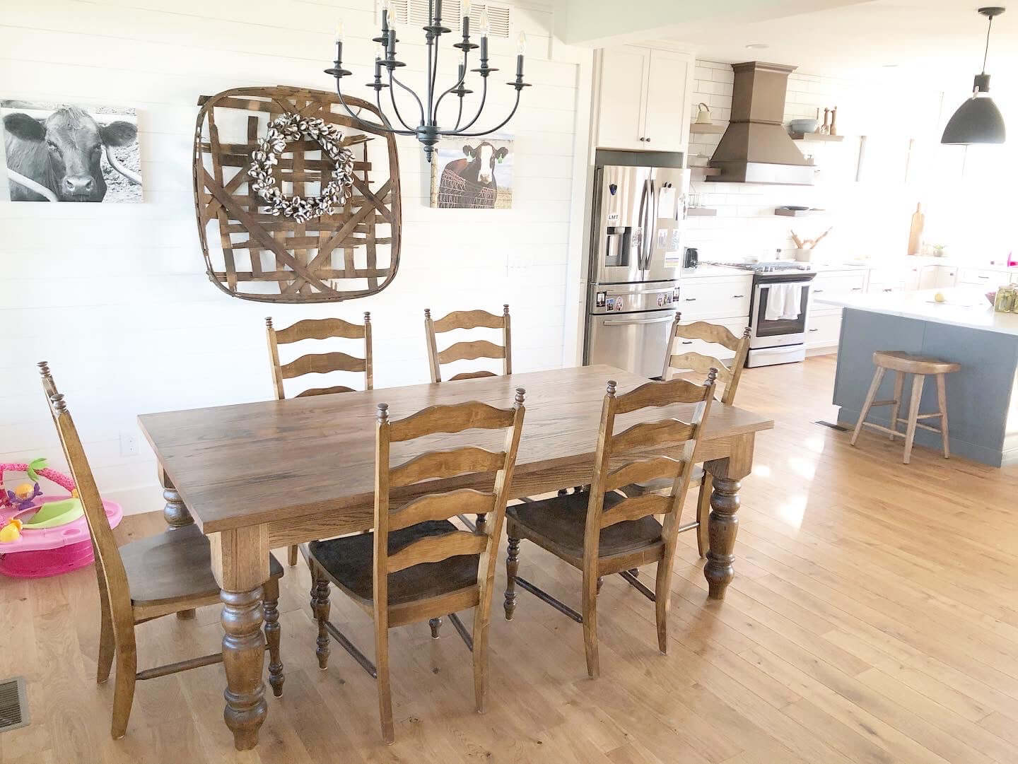 Husky Dining Table