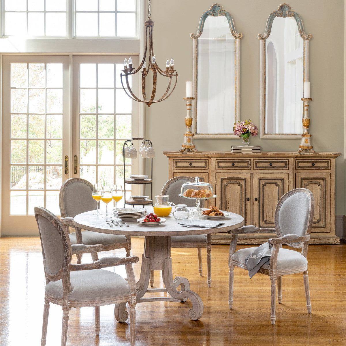 Counter Dish and Cup Display Stand