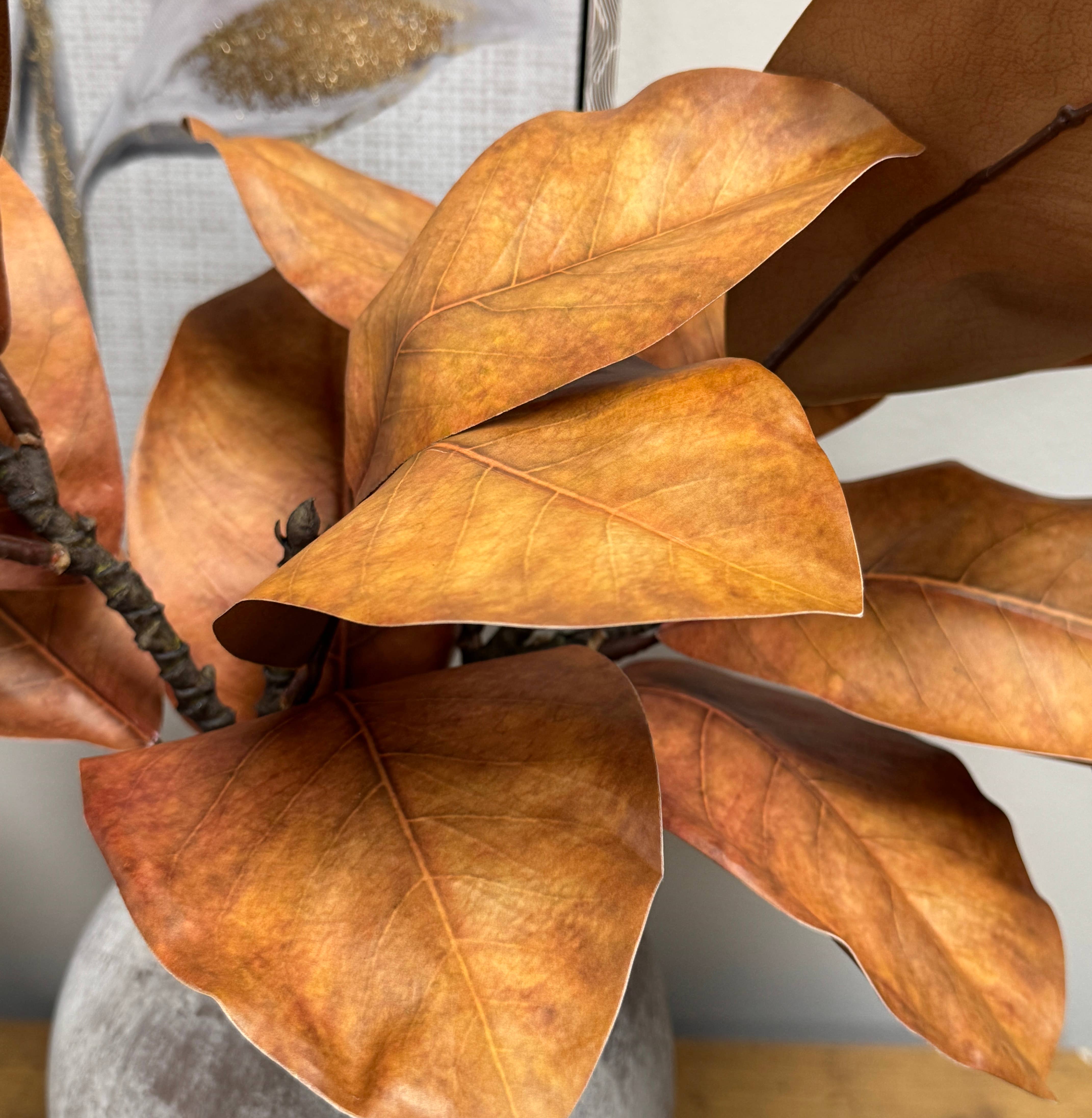 22"Ultra realistic Real Touch Magnolia Stem-10 leaves: Natural Green
