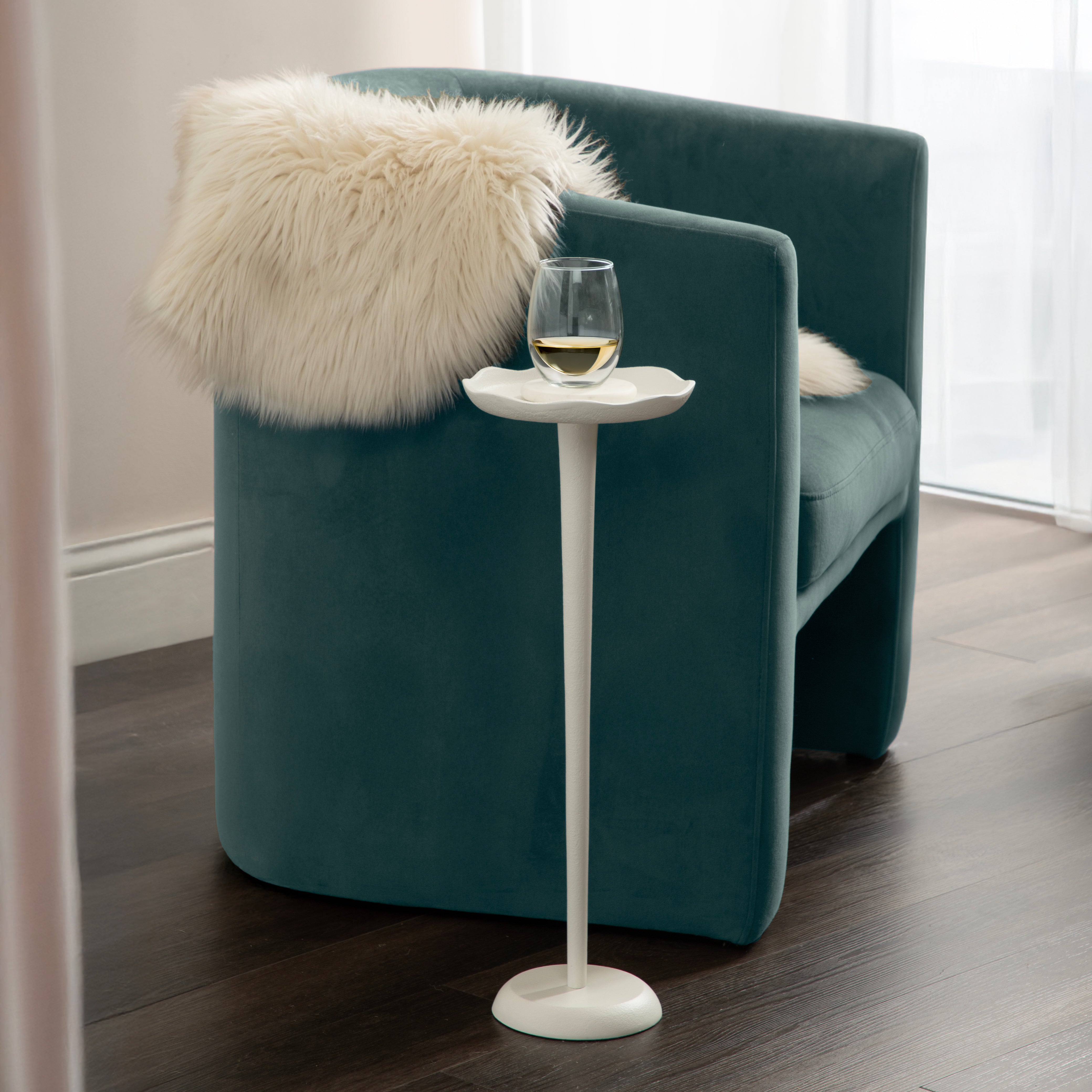 Alessia Round Drink Table