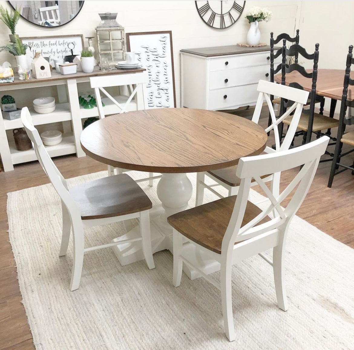 Revolution Round Dining Table